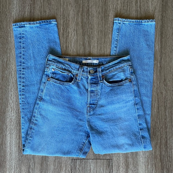 Levi’s Premium Wedgie Straight Jeans Jive Tone Blue Ripped Knee Cropped Ankle 24 - Picture 12 of 16